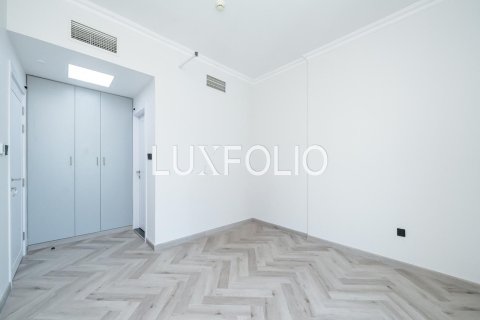 Apartment in Dubai Marina, Dubai 2 bedrooms, 108 sq.m. № 45381 - photo 15