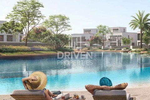 Villa in Dubai 5 bedrooms, 995.92 sq.m. № 142895 - photo 8