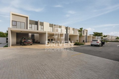Купить таунхаус в Villanova, Dubai Land, Дубай: 3 спальни, 161.84м², № 142893 - фото 20