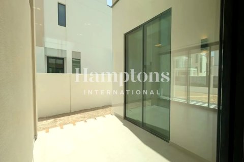 Villa en Arabian Ranches 3, Dubai, 4 dormitorios, 549.79995400 m², № 98191 - foto 16