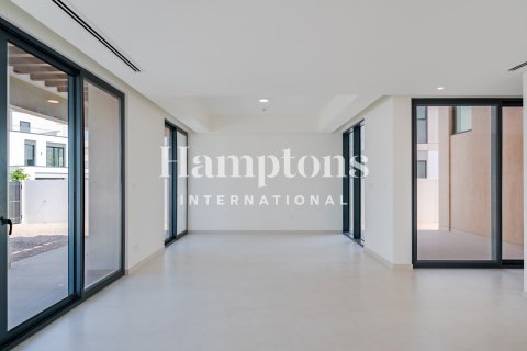 Villa en Arabian Ranches 3, Dubai, 4 dormitorios, 549.79995400 m², № 98191 - foto 8