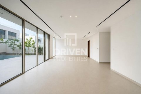 Villa in Jumeirah Park, Dubai 5 bedrooms, 560.95 sq.m. № 136812 - photo 6