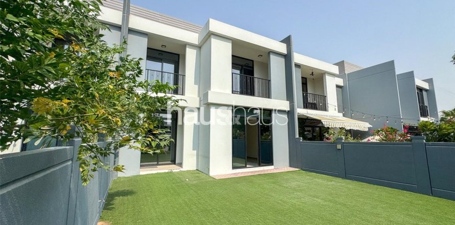 تاون هاوس في Motor City, دبي 4 غرف نوم, 270 م² رقم 44823