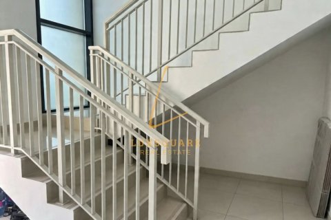 Villa en DAMAC Hills (Akoya by DAMAC), Dubai, 3 dormitorios, 253 m², № 141836 - foto 6