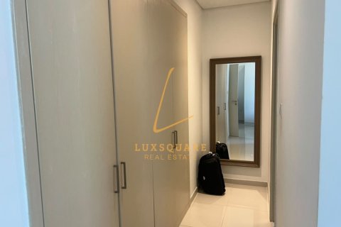 Villa en DAMAC Hills (Akoya by DAMAC), Dubai, 3 dormitorios, 253 m², № 141836 - foto 8