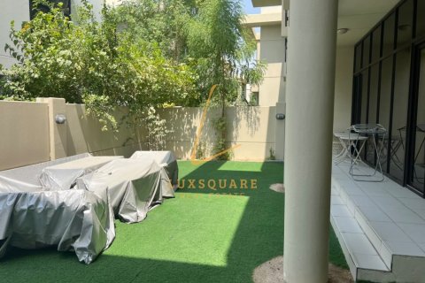 Villa en DAMAC Hills (Akoya by DAMAC), Dubai, 3 dormitorios, 253 m², № 141836 - foto 13
