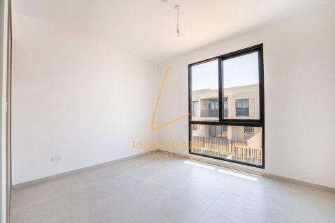 Villa en Jebel Ali, Dubai, 3 dormitorios, 241 m², № 141838 - foto 13