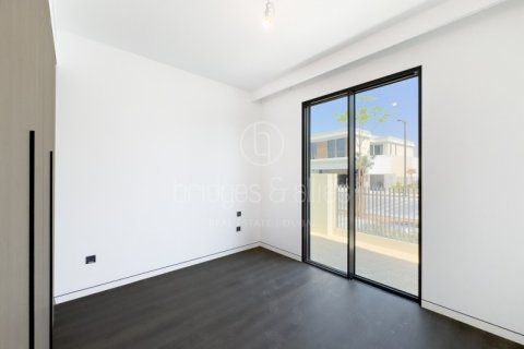 Villa in Dubai 5 bedrooms, 520.1 sq.m. № 77177 - photo 16