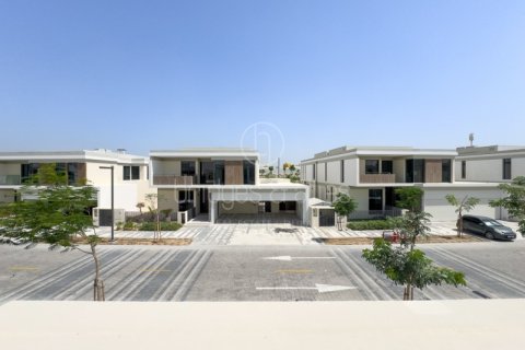 Villa in Dubai 5 bedrooms, 520.1 sq.m. № 77177 - photo 26