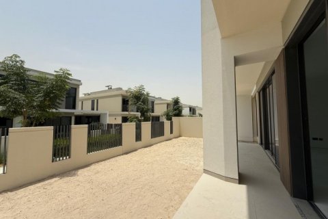 Villa en Dubai, 4 dormitorios, 225.1 m², № 77178 - foto 9