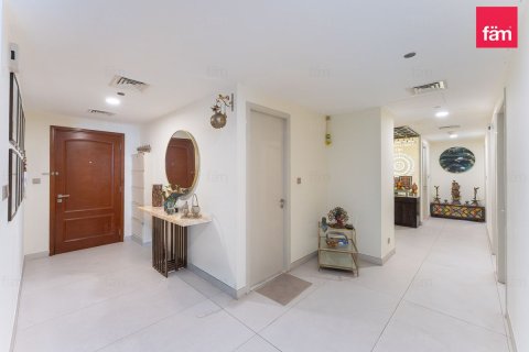 Apartment in Motor City, Dubai 3 bedrooms, 273 sq.m. № 110885 - photo 8