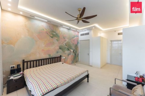 Apartment in Motor City, Dubai 3 bedrooms, 273 sq.m. № 110885 - photo 21