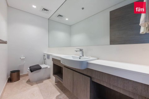 Apartamento en Business Bay, Dubai, 2 dormitorios, 104.3 m², № 110892 - foto 2