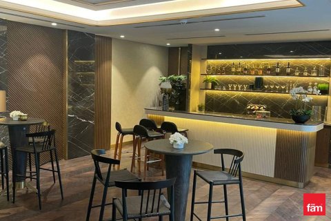 Villa in Dubai 5 bedrooms, 792 sq.m. № 72221 - photo 8