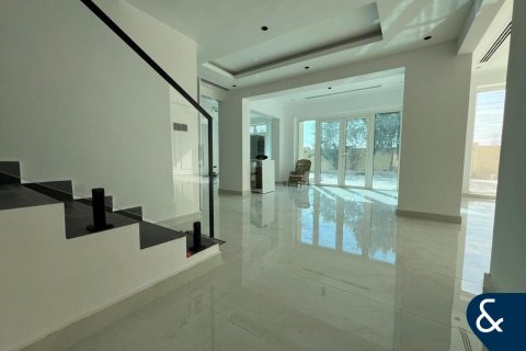 Villa in Regional, Jumeirah Park, Dubai 3 bedrooms, 510 sq.m. № 79030 - photo 2
