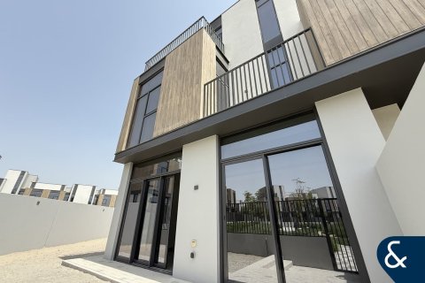 Adosado en Mudon, Dubai, 4 dormitorios, 161 m², № 79041 - foto 7