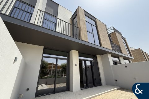 Adosado en Mudon, Dubai, 4 dormitorios, 161 m², № 79041 - foto 8
