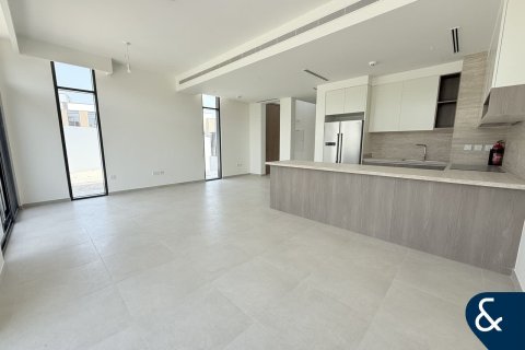 Adosado en Mudon, Dubai, 4 dormitorios, 161 m², № 79041 - foto 2