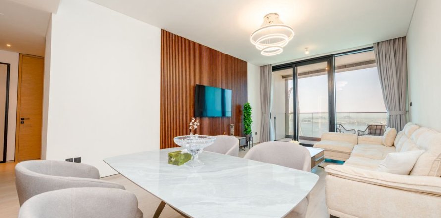 Apartment in Dubai 3 bedrooms, 180.1 sq.m. № 42963