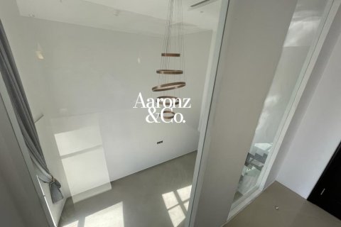 Appartement à Jumeirah Lake Towers, Dubai, 1 chambre, 112 m², № 133188 - photo 10