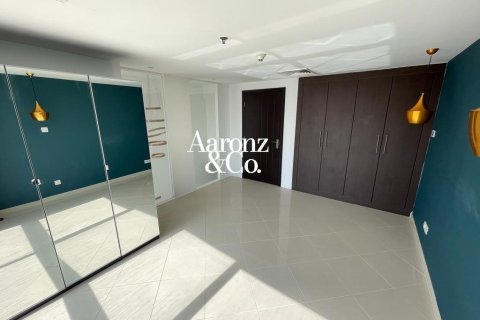 Appartement à Jumeirah Lake Towers, Dubai, 1 chambre, 112 m², № 133188 - photo 12