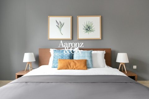 Appartement à Jumeirah Lake Towers, Dubai, 2 chambres, 189 m², № 133187 - photo 12