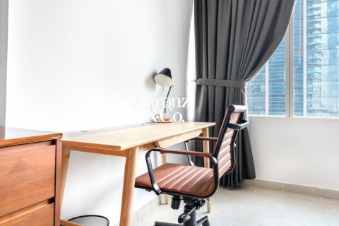 Appartement à Jumeirah Lake Towers, Dubai, 2 chambres, 189 m², № 133187 - photo 9