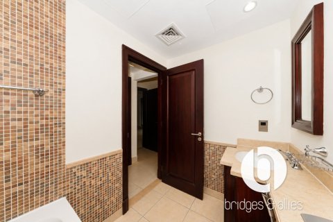 Appartement à Old Town, Dubai, 1 chambre, 88 m², № 133184 - photo 5