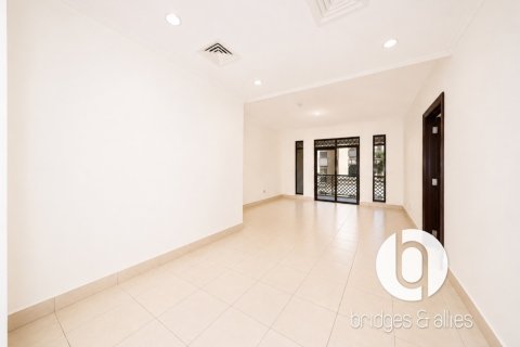 Appartement à Old Town, Dubai, 1 chambre, 88 m², № 133184 - photo 18