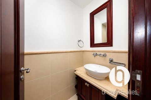 Appartement à Old Town, Dubai, 1 chambre, 88 m², № 133184 - photo 4