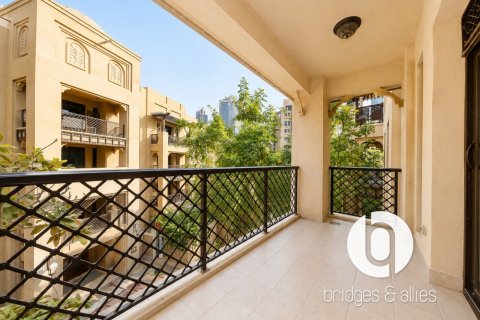Appartement à Old Town, Dubai, 1 chambre, 88 m², № 133184
