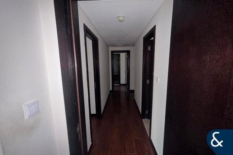 Купить квартиру в Джумейра Лейк Тауэрс, Дубай: 3 спальни, 200м², № 91368 - фото 13