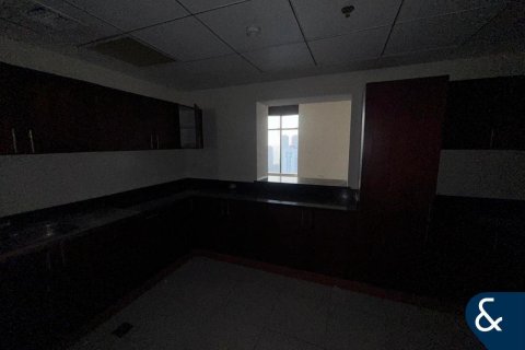 Купить квартиру в Джумейра Лейк Тауэрс, Дубай: 3 спальни, 200м², № 91368 - фото 12