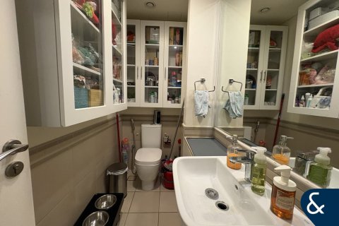 Купить квартиру в Town Square, Дубай: 3 спальни, 164м², № 91305 - фото 13