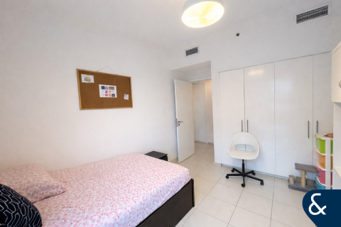 Apartment in Town Square, Dubai 3 bedrooms, 164 sq.m. № 91305 - photo 15