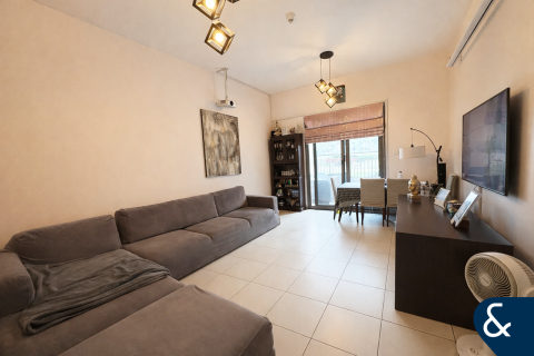 Apartment in Town Square, Dubai 3 bedrooms, 164 sq.m. № 91305 - photo 13