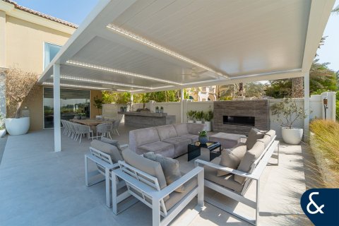 Villa à Victory Heights, Dubai Sports City, Dubai, 6 chambres, 590 m², № 91369 - photo 22