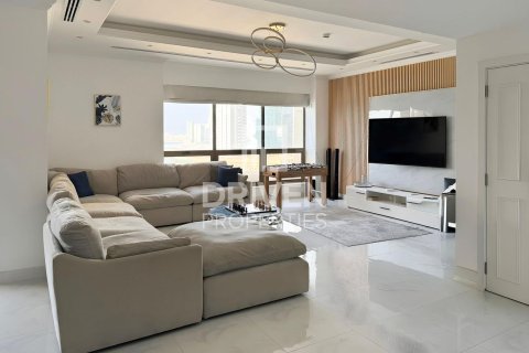 Appartement à Rimal, Jumeirah Beach Residence, Dubai, 3 chambres, 179 m², № 19723 - photo 1