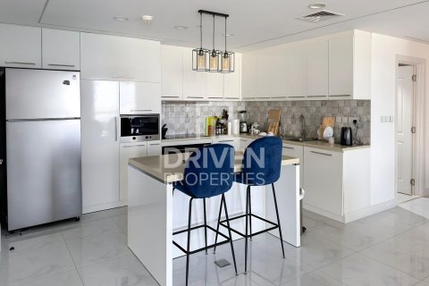 Appartement à Rimal, Jumeirah Beach Residence, Dubai, 3 chambres, 179 m², № 19723 - photo 9