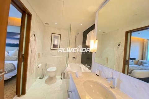 شقة في Downtown Views II, وسط مدينة دبي, دبي 3 غرف نوم, 151 م² رقم 3307 - صورة 8