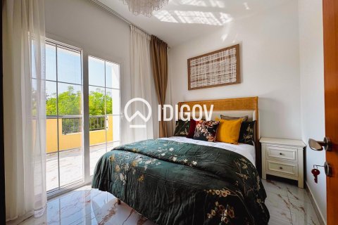 Villa in Ghadeer, The Lakes, Dubai 4 bedrooms, 266.17 sq.m. № 120864 - photo 3