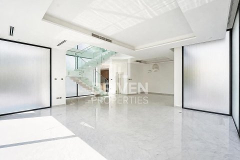 Villa in Al Barari, Dubai 5 bedrooms, 439.9 sq.m. № 139993 - photo 8