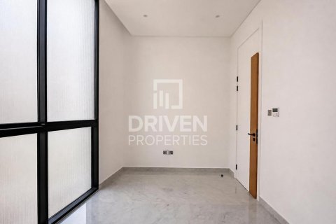 Villa in Al Barari, Dubai 5 bedrooms, 439.9 sq.m. № 139993 - photo 10