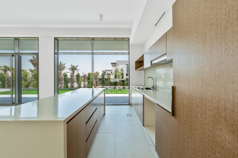 Villa in Al Furjan, Dubai 5 bedrooms, 408 sq.m. № 73375 - photo 9