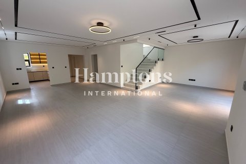 Villa in Bella Casa, Serena, Dubai 4 bedrooms, 404.96417700 sq.m. № 70083 - photo 14