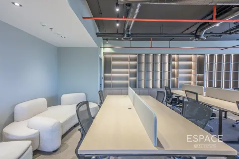 Bureau à Jumeirah Lake Towers, Dubai, 157 m², № 70090 - photo 13