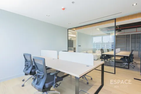 Bureau à Jumeirah Lake Towers, Dubai, 157 m², № 70090 - photo 10