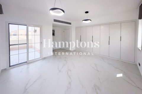 Villa in Arabian Ranches 2, Dubai 4 bedrooms, 558.48917159 sq.m. № 70084 - photo 12