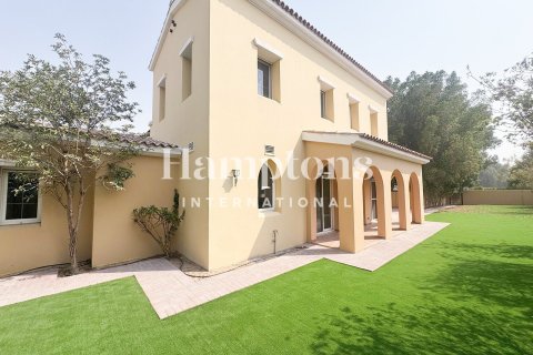 Villa in Arabian Ranches 2, Dubai 4 bedrooms, 558.48917159 sq.m. № 70084 - photo 6