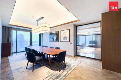 Penthouse in Dubai 5 bedrooms, 571.4 sq.m. № 40837 - photo 15